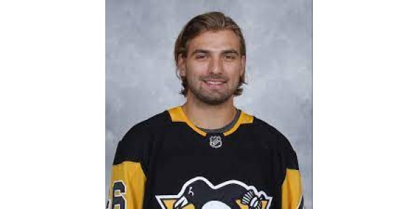 Zach Aston-Reese starter ny sæson for Toronto Maple Leafs